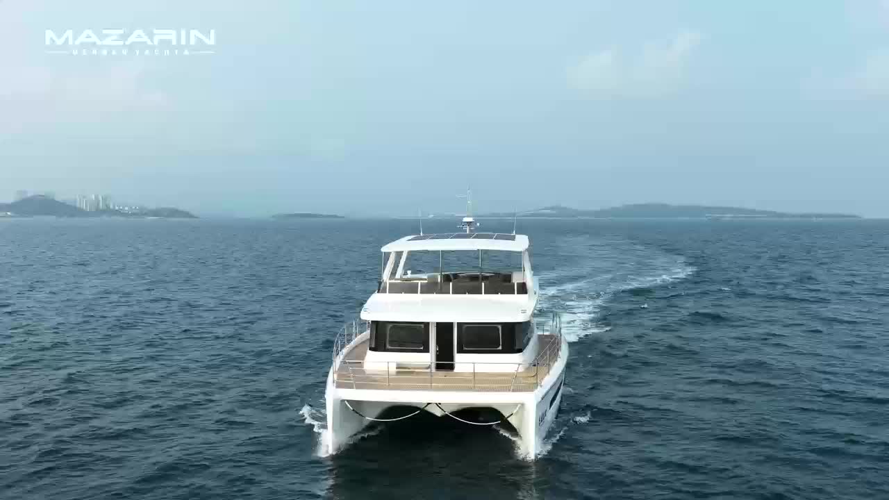 55FT power catamaran with huge fly bridge is equipped with  2*YANMAR 6LY400 diesel engines.  Top speed:23 knots; cruising speed:16 knots. 